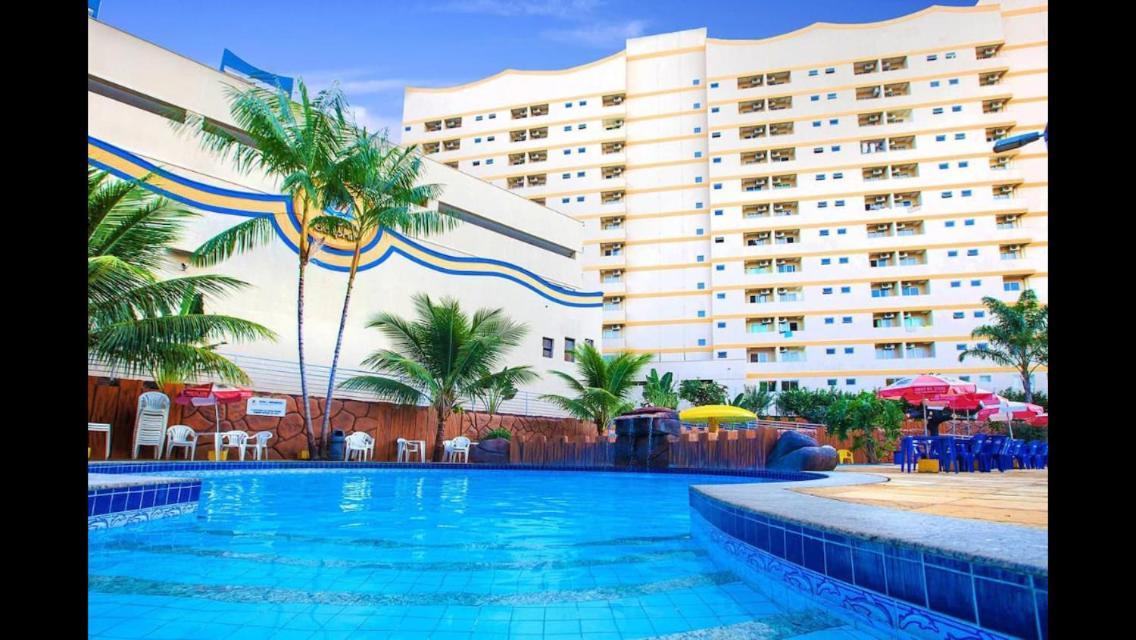 Hotel Golden Dolphin Com Cafe Da Manha! Piscinas 24H Caldas Novas Eksteriør billede