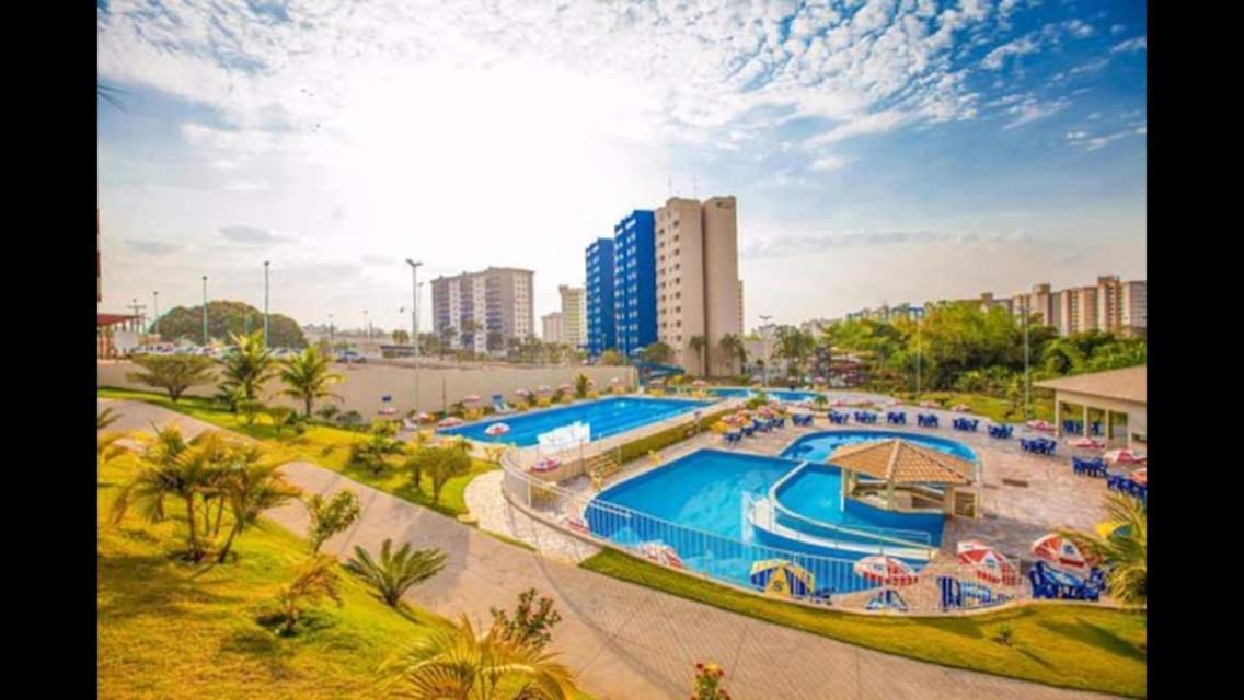 Hotel Golden Dolphin Com Cafe Da Manha! Piscinas 24H Caldas Novas Eksteriør billede