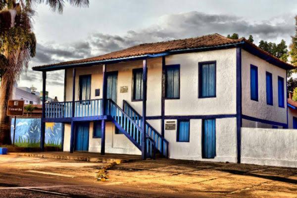 Hotel Golden Dolphin Com Cafe Da Manha! Piscinas 24H Caldas Novas Eksteriør billede