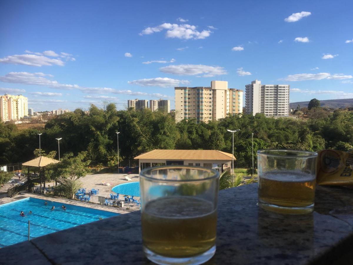 Hotel Golden Dolphin Com Cafe Da Manha! Piscinas 24H Caldas Novas Eksteriør billede